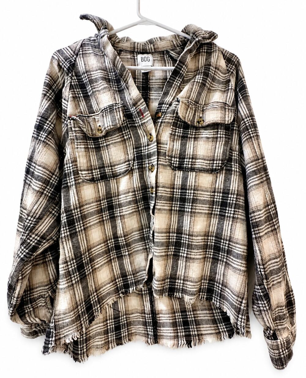 BDG Urban Outfitters Plaid Raw Hem Flannel Shacket Cream Black XS